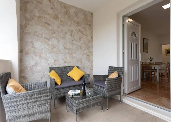 Apartment Maestral