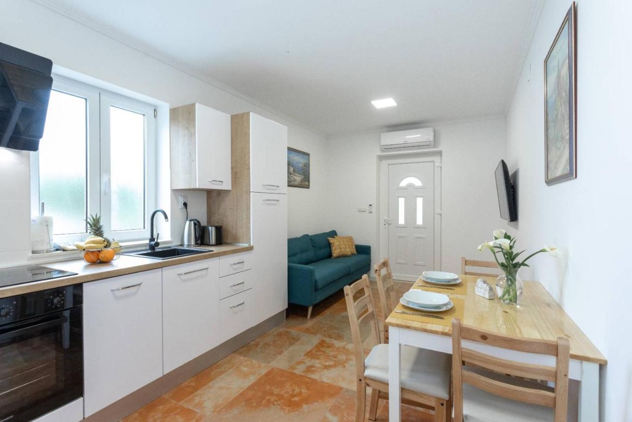 Apartment Maestral